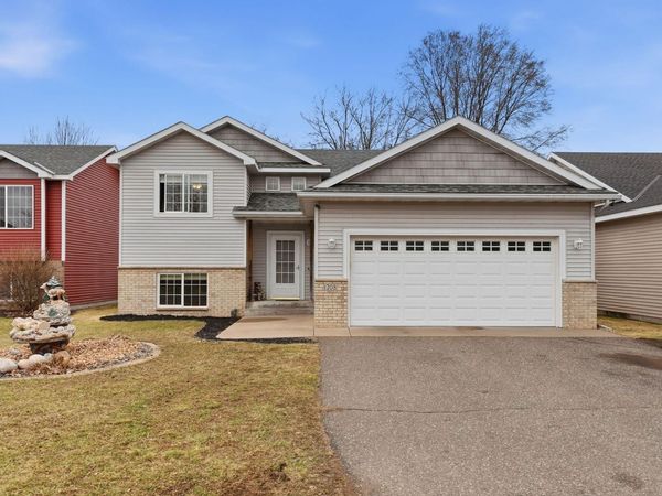 1208 Knickerbocker Court , Sartell, MN 56377