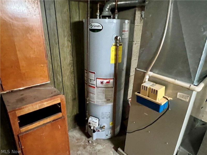 12328 Park Knoll Drive, Garfield Heights, OH 44125 Photo 17