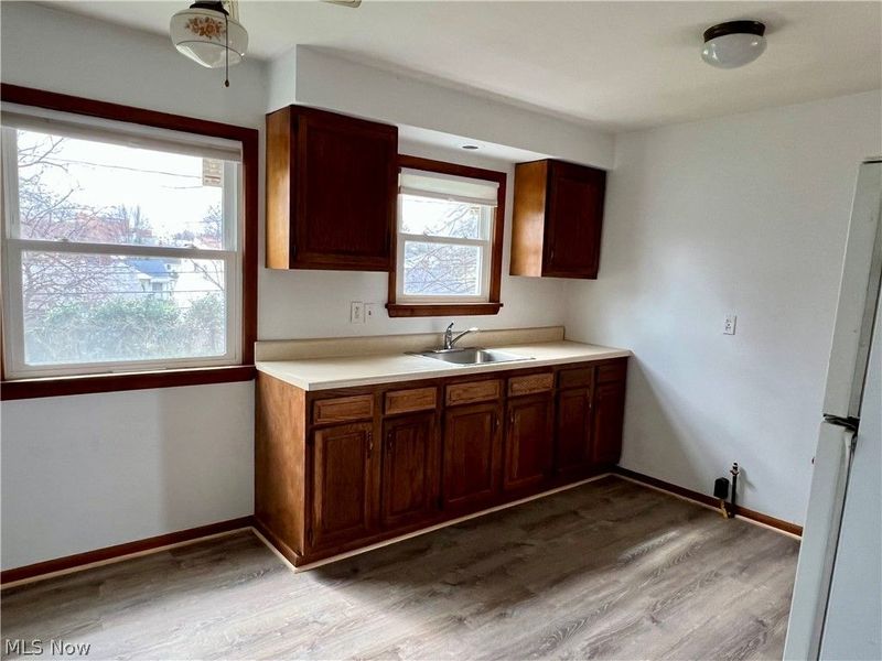 12328 Park Knoll Drive, Garfield Heights, OH 44125 Photo 7