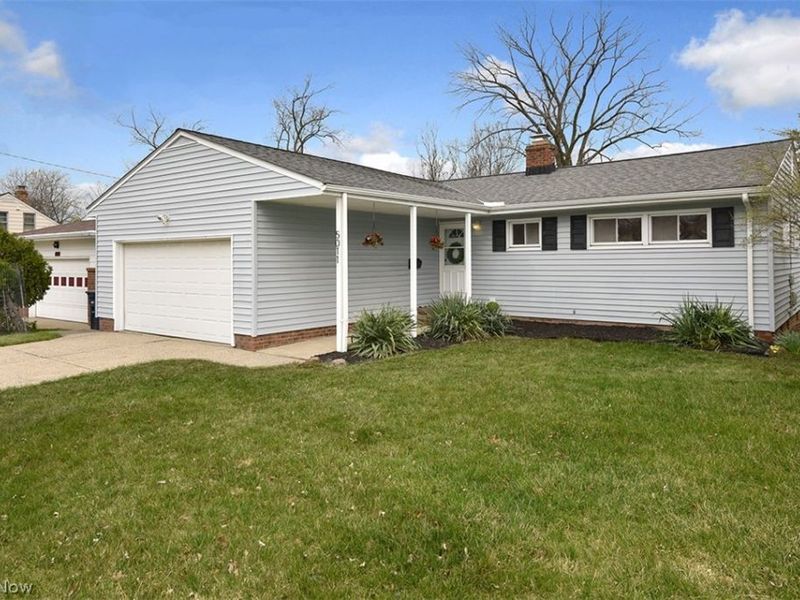 5011 S Sedgewick Road, Lyndhurst, OH 44124 Photo 1