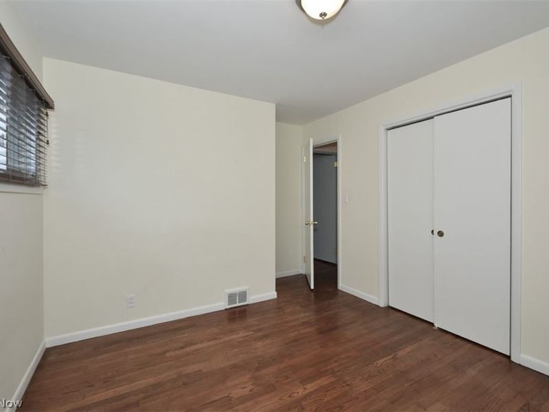 5011 S Sedgewick Road, Lyndhurst, OH 44124 Photo 16