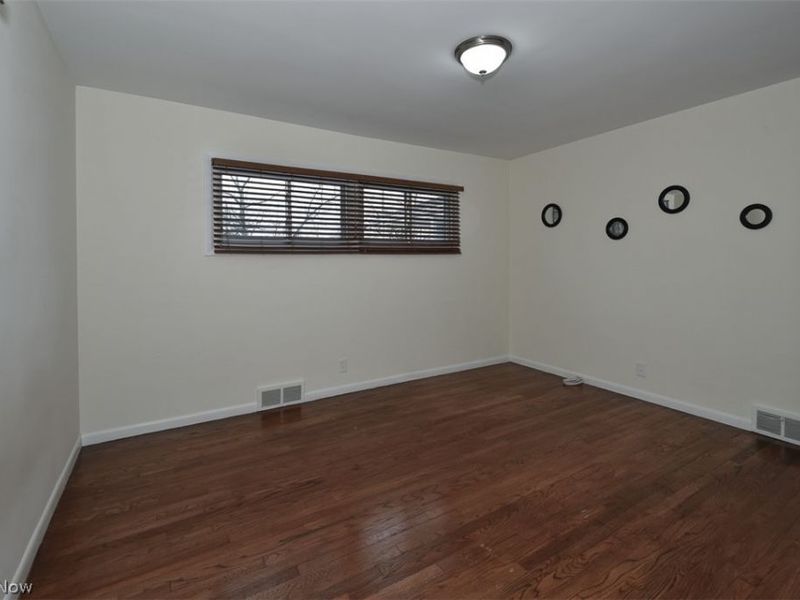 5011 S Sedgewick Road, Lyndhurst, OH 44124 Photo 18