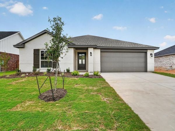 105 Mesa Drive, Glen Rose, TX 76043