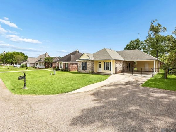 38237 Mindi Ct, Gonzales, LA 70737