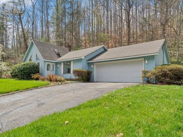 6505 Poage Valley Road , Roanoke, VA 24018