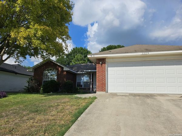 2073 Bentwood, New Braunfels, TX 78130