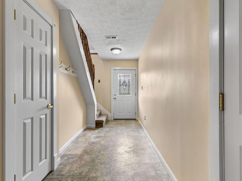 5978 Alice Drive, Westerville, OH 43081 Photo 9