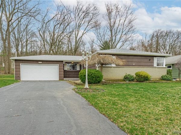 972 Hillside Drive, Lewiston, NY 14092