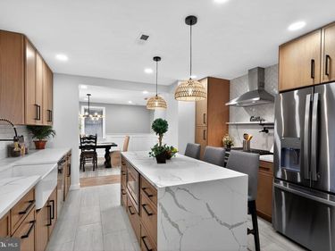 410 CADWALADER AVENUE, ELKINS PARK, PA 19027