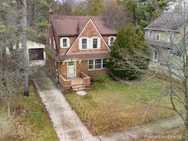 939 Northwood Street NE, Grand Rapids, MI 49505