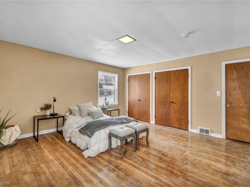 1081 Carver Road, Cleveland Heights, OH 44112 Photo 13