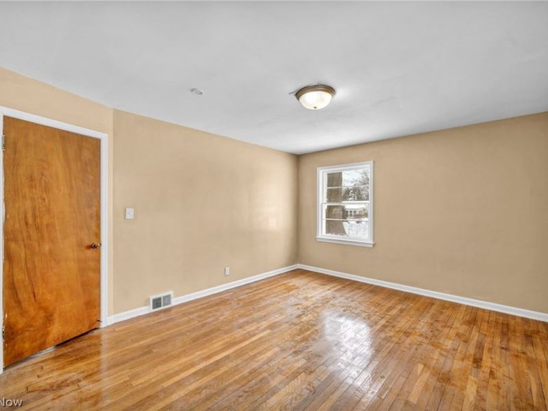 1081 Carver Road, Cleveland Heights, OH 44112 Photo 15