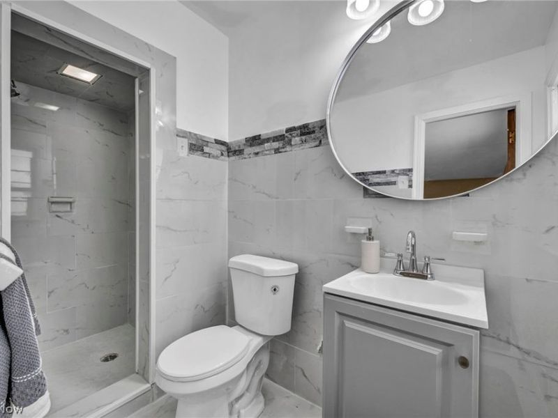 1081 Carver Road, Cleveland Heights, OH 44112 Photo 18