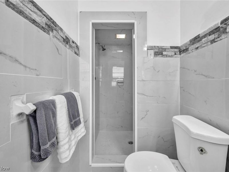 1081 Carver Road, Cleveland Heights, OH 44112 Photo 19