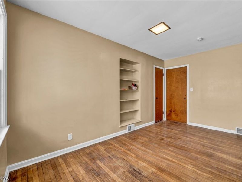 1081 Carver Road, Cleveland Heights, OH 44112 Photo 21