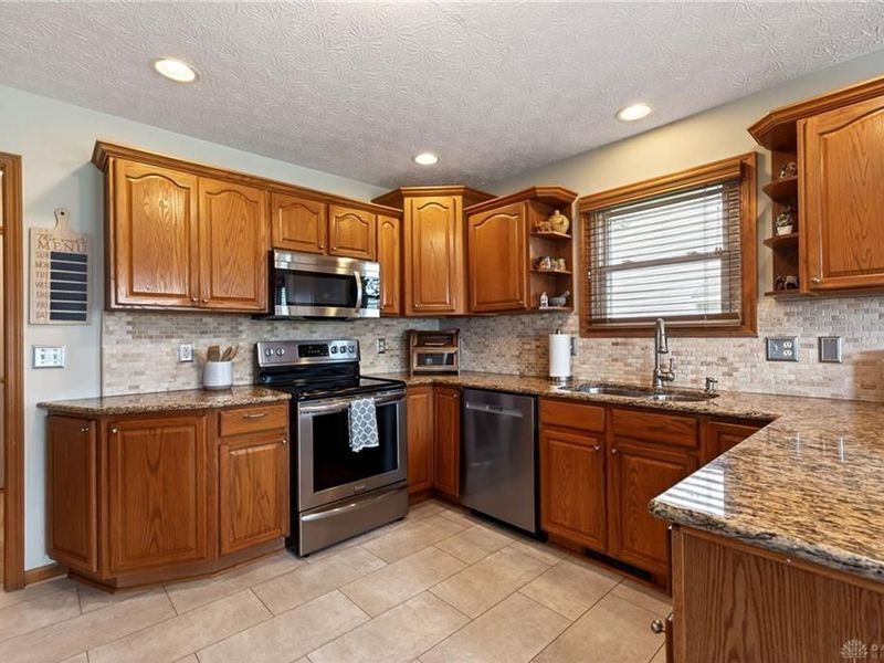 1020 Windpointe Way, Englewood, OH 45322 Photo 15