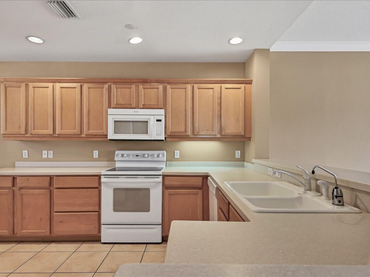 8406 Wethersfield Run, Unit 104, Lakewood Ranch, FL 34202 Photo