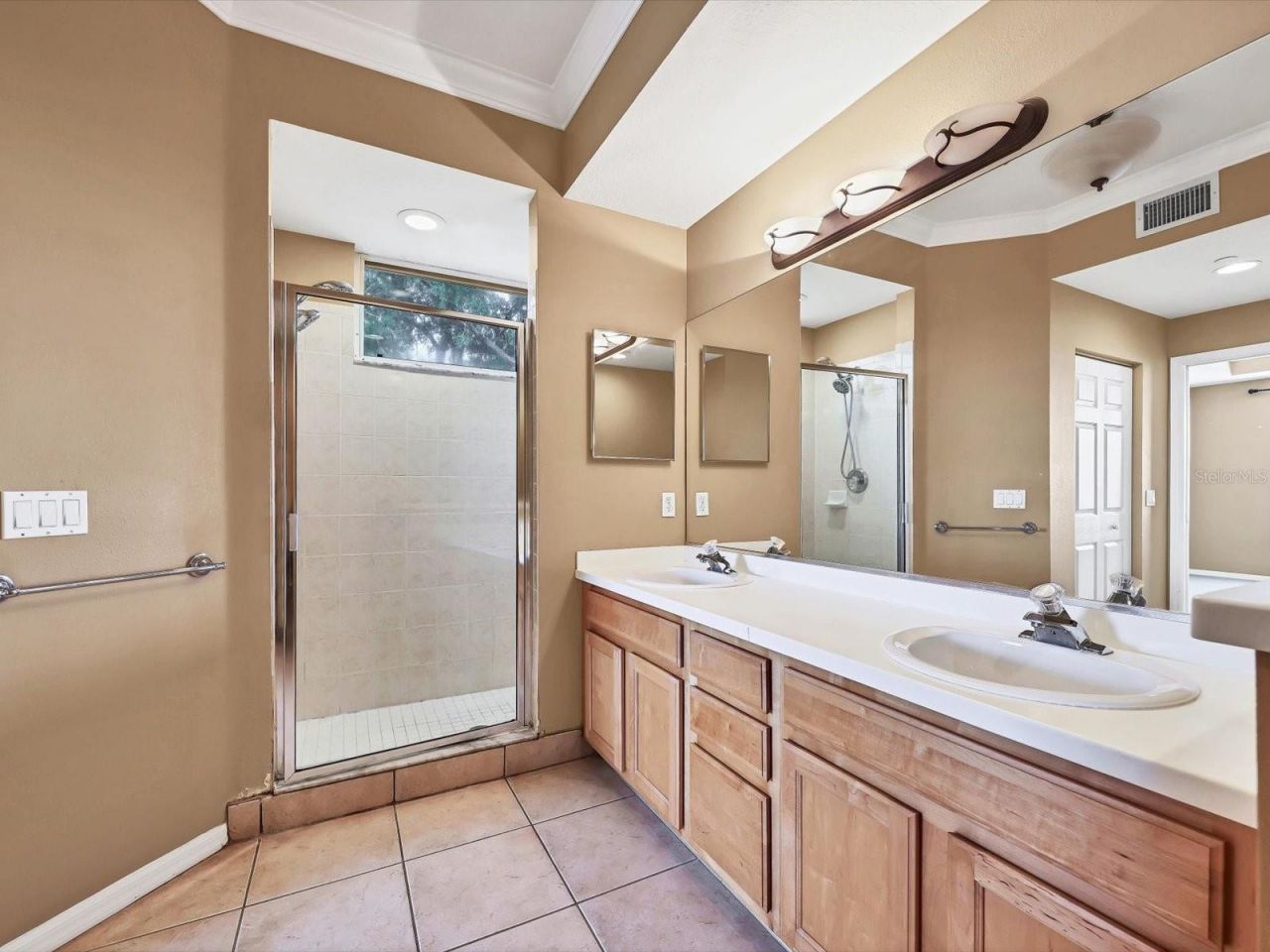 8406 Wethersfield Run, Unit 104, Lakewood Ranch, FL 34202 Photo