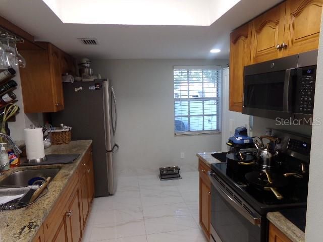 3901 Church Arbor Avenue , Unit B6, Tampa, FL 33614 Photo