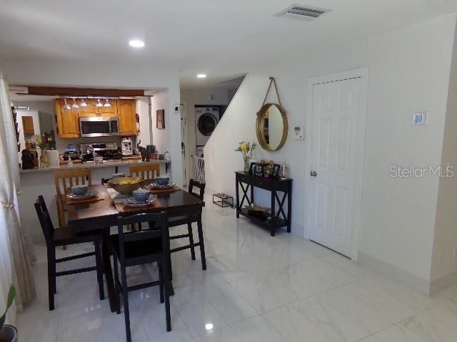 3901 Church Arbor Avenue , Unit B6, Tampa, FL 33614 Photo
