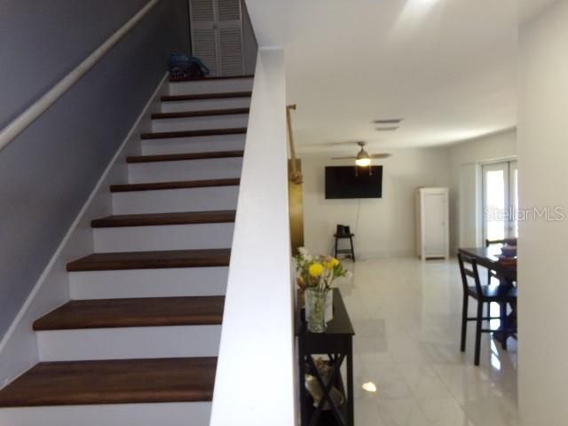 3901 Church Arbor Avenue , Unit B6, Tampa, FL 33614 Photo