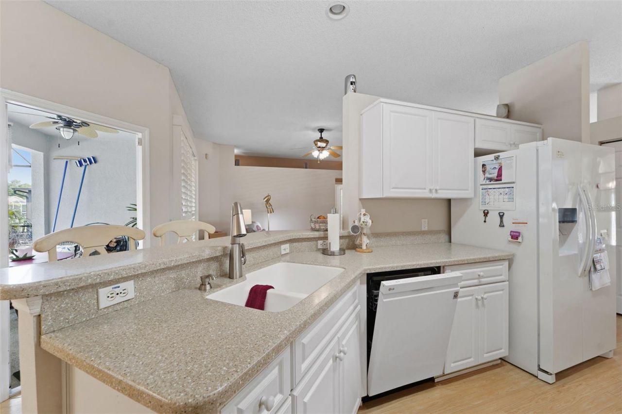 9401 69th Avenue E, Palmetto, FL 34221 Photo