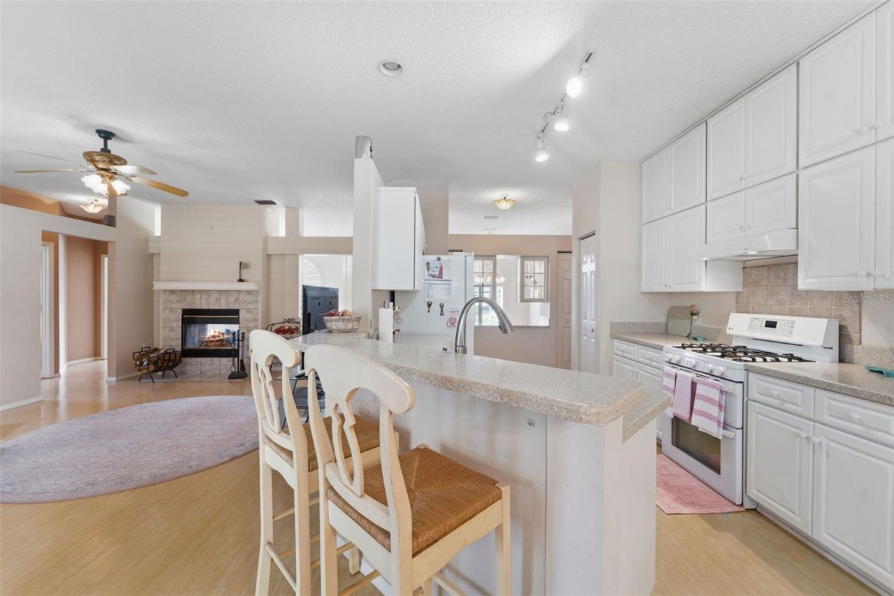 9401 69th Avenue E, Palmetto, FL 34221 Photo