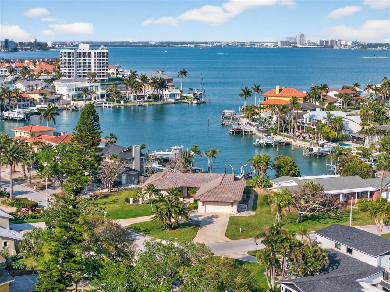 3103 Wedgewood Drive, Belleair Beach, FL 33786 Photo