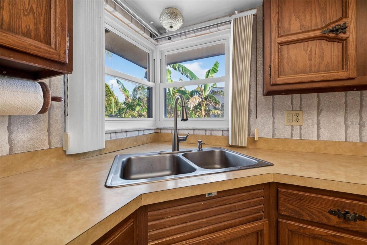 3103 Wedgewood Drive, Belleair Beach, FL 33786 Photo