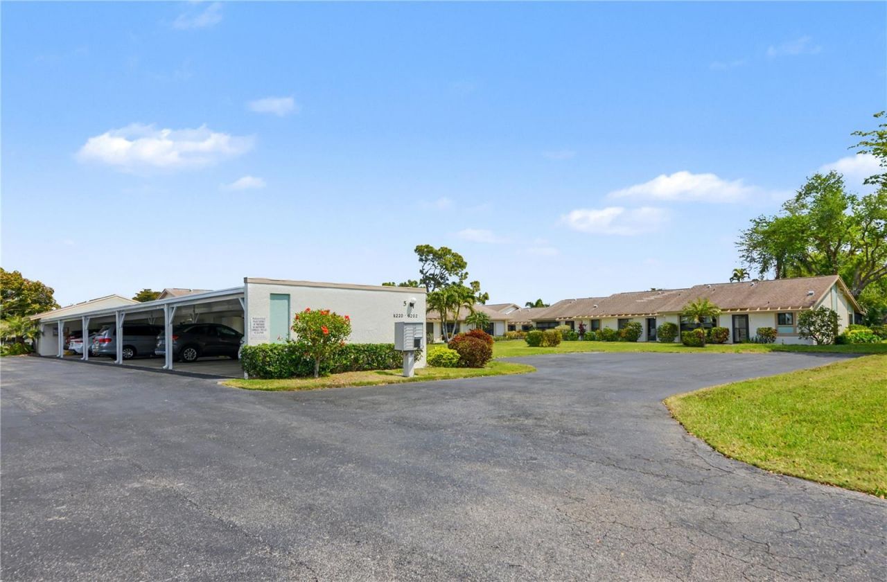 6220 29th Avenue W, Unit 6220, Bradenton, FL 34209 Photo