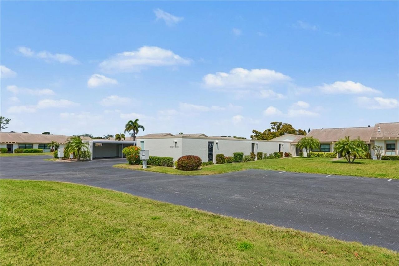 6220 29th Avenue W, Unit 6220, Bradenton, FL 34209 Photo