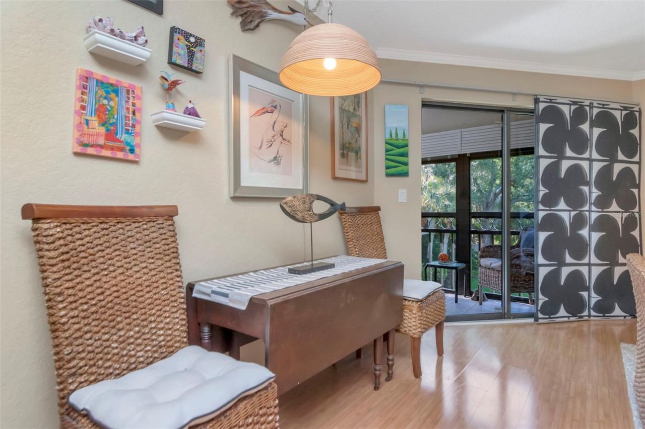 484 Santa Cruz Place Ne, Unit H, Saint Petersburg, FL 33703 Photo