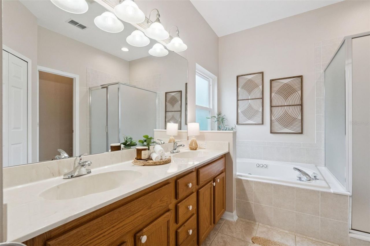 2649 Rainbow Springs Lane, Orlando, FL 32828 Photo