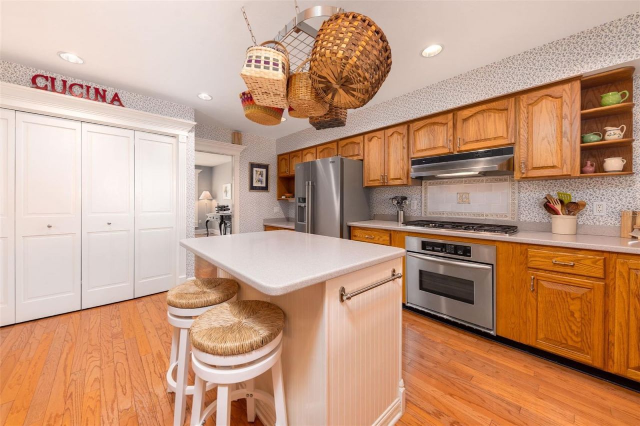 3930 NW 32nd Place , Gainesville, FL 32606 Photo