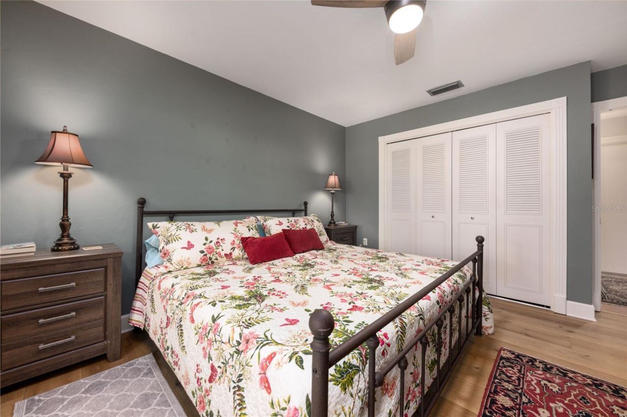 3930 NW 32nd Place , Gainesville, FL 32606 Photo