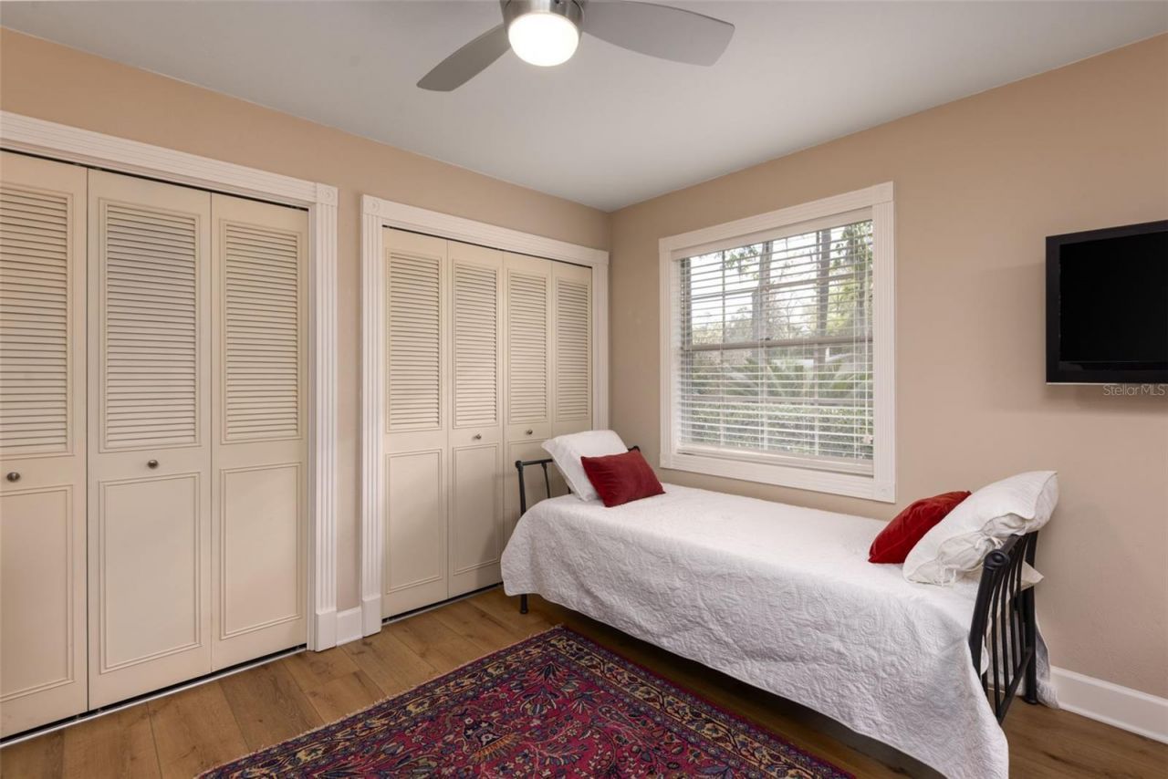 3930 NW 32nd Place , Gainesville, FL 32606 Photo