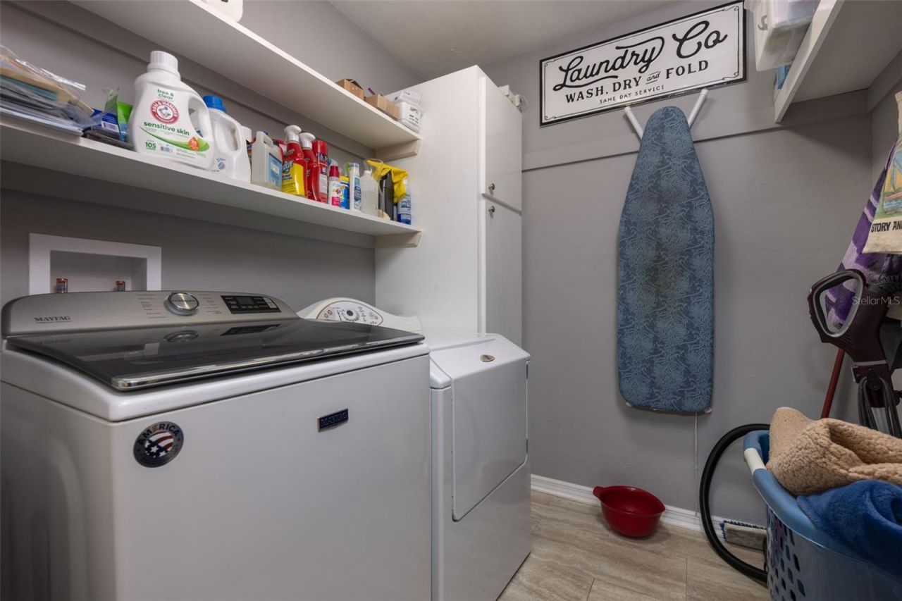 3930 NW 32nd Place , Gainesville, FL 32606 Photo