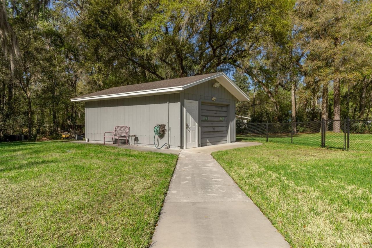 3930 NW 32nd Place , Gainesville, FL 32606 Photo