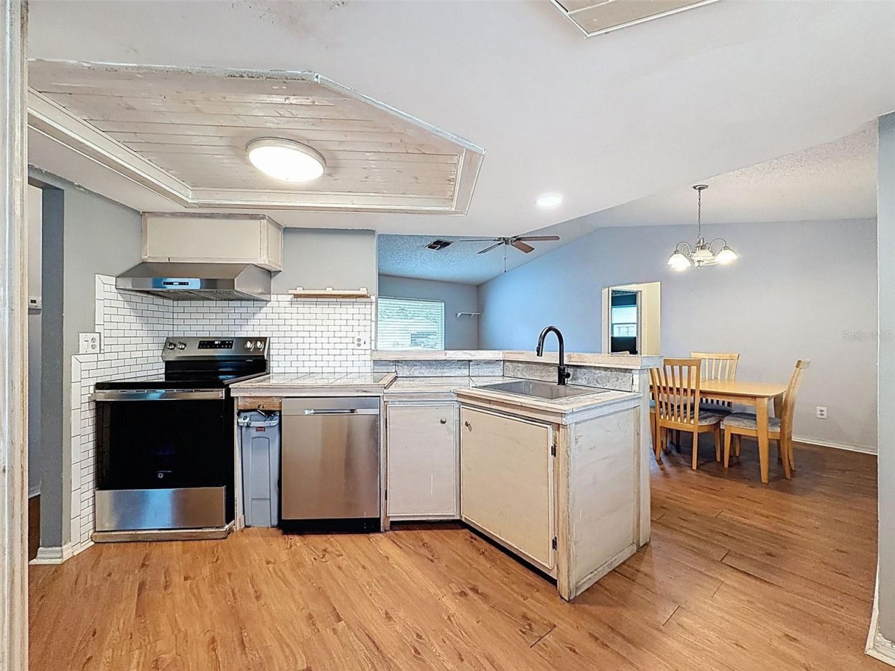 8643 Woodbridge Dr , New Port Richey, FL 34655 Photo