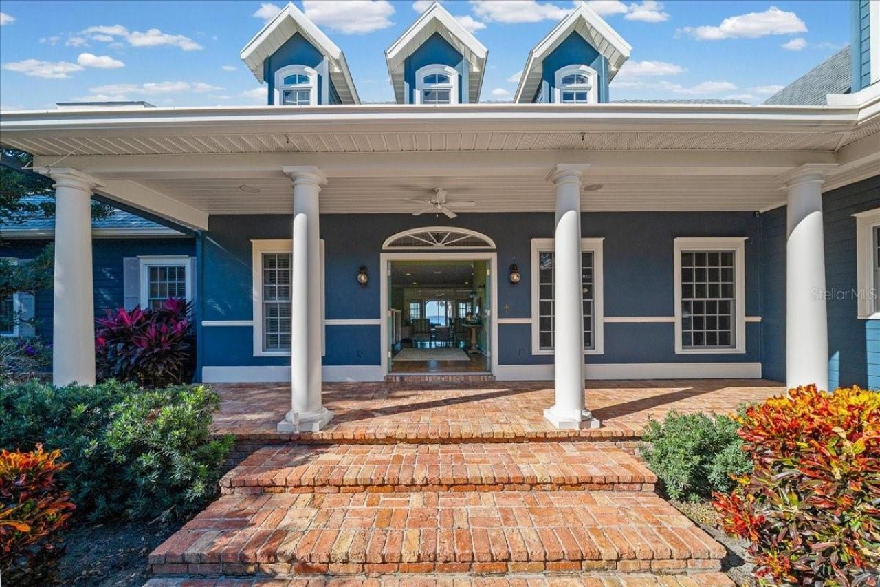 1200 Peninsula Drive, Tavares, FL 32778 Photo