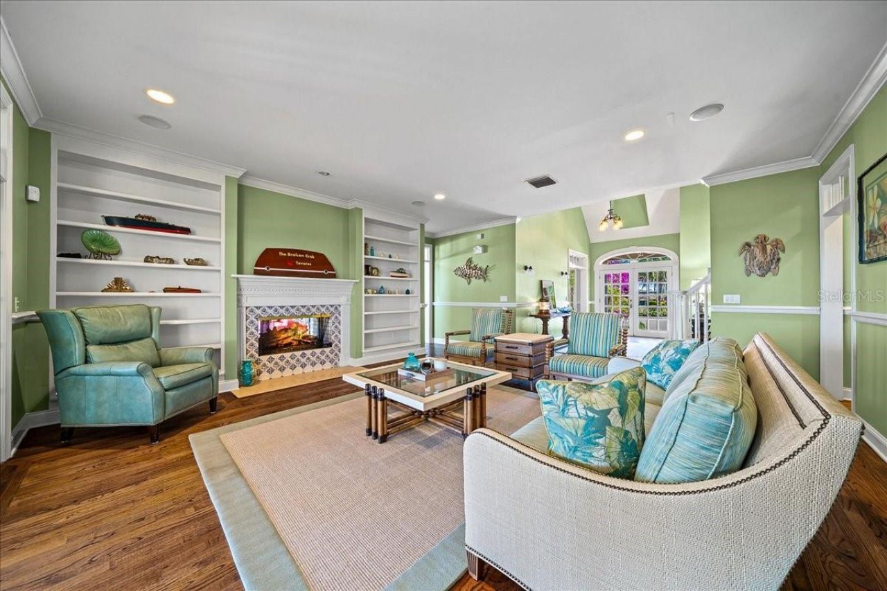 1200 Peninsula Drive, Tavares, FL 32778 Photo