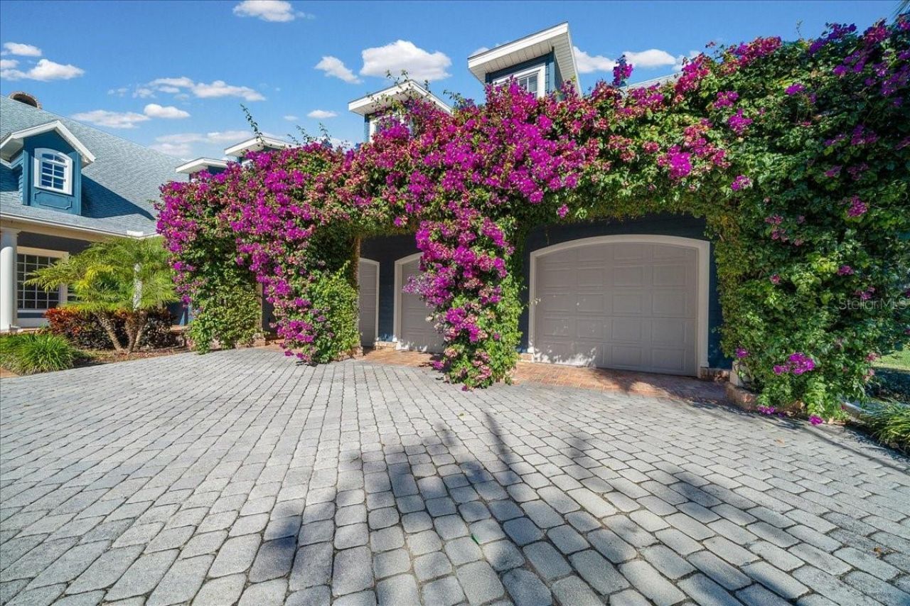 1200 Peninsula Drive, Tavares, FL 32778 Photo