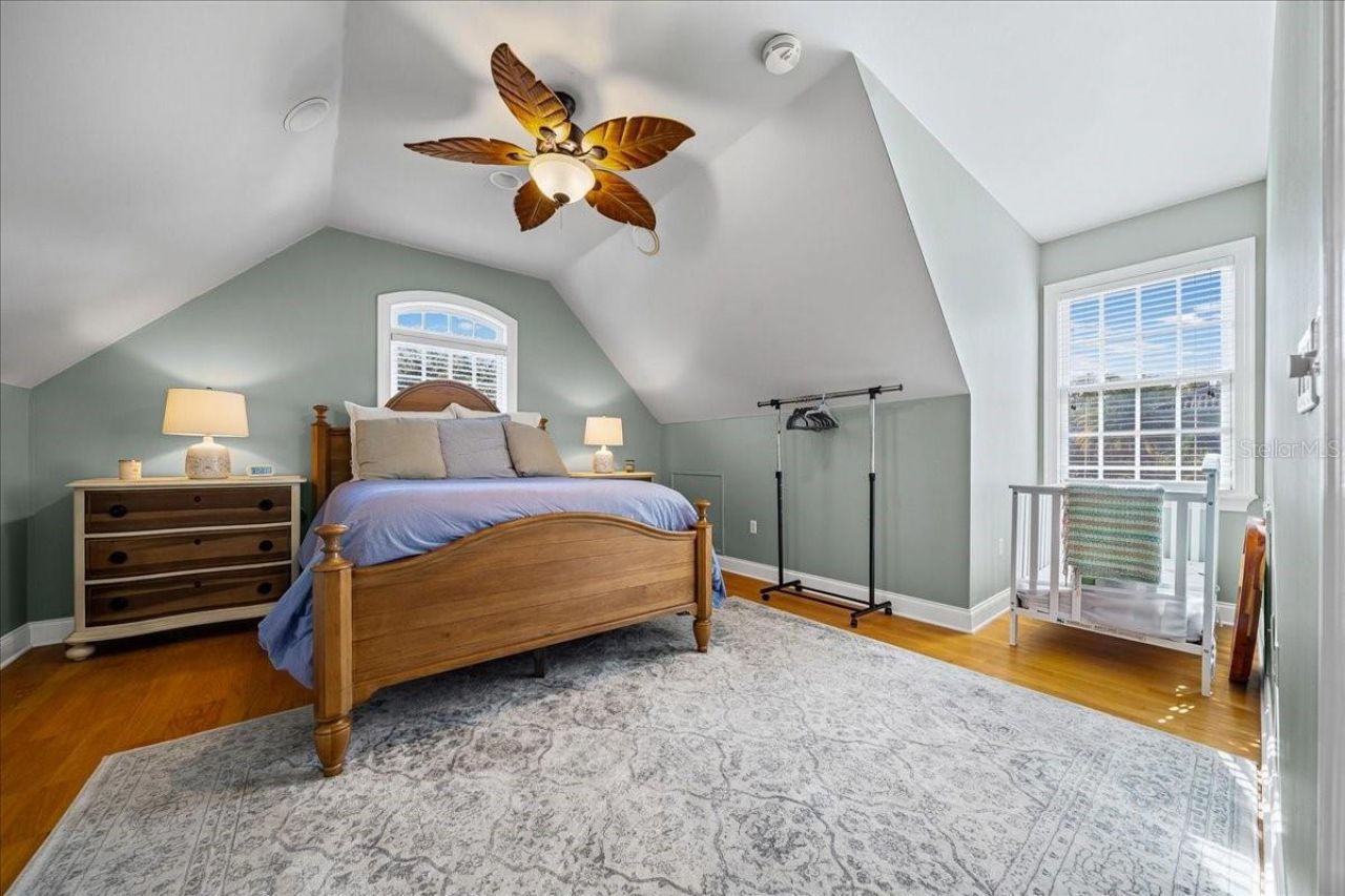 1200 Peninsula Drive, Tavares, FL 32778 Photo