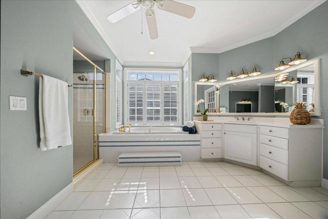 1200 Peninsula Drive, Tavares, FL 32778 Photo