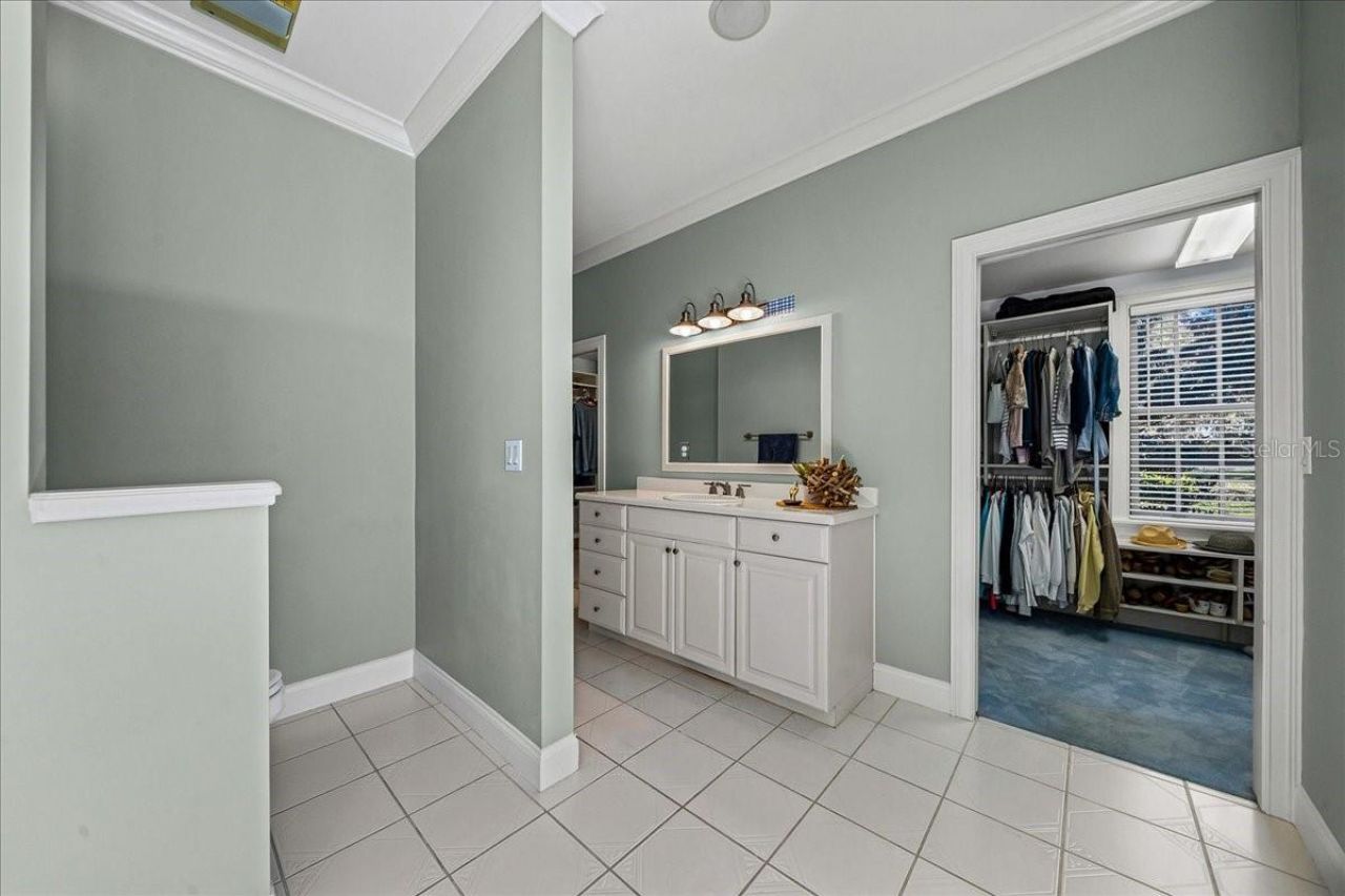 1200 Peninsula Drive, Tavares, FL 32778 Photo