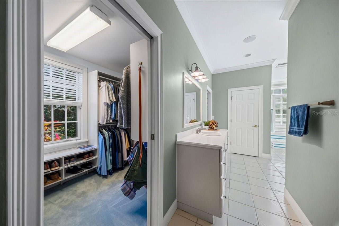 1200 Peninsula Drive, Tavares, FL 32778 Photo