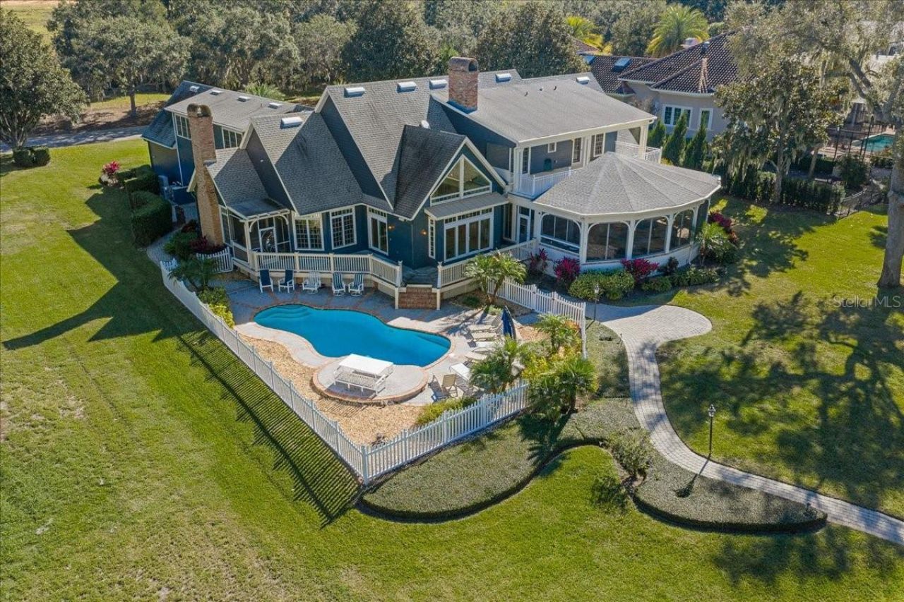 1200 Peninsula Drive, Tavares, FL 32778 Photo