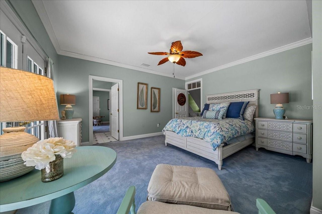 1200 Peninsula Drive, Tavares, FL 32778 Photo