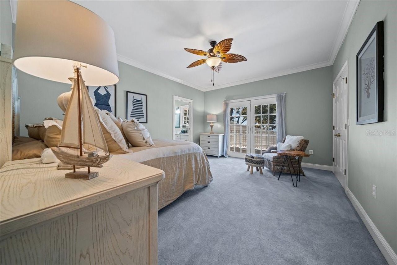 1200 Peninsula Drive, Tavares, FL 32778 Photo