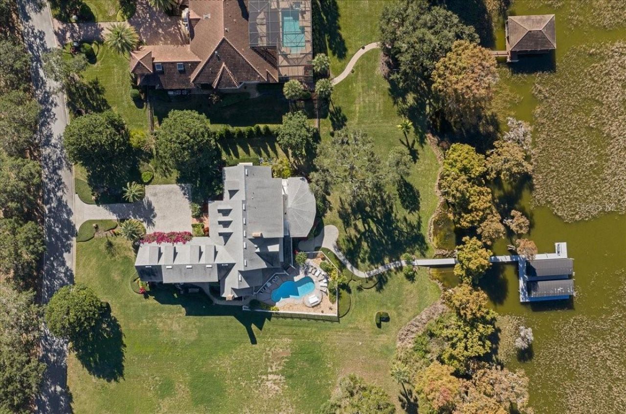 1200 Peninsula Drive, Tavares, FL 32778 Photo